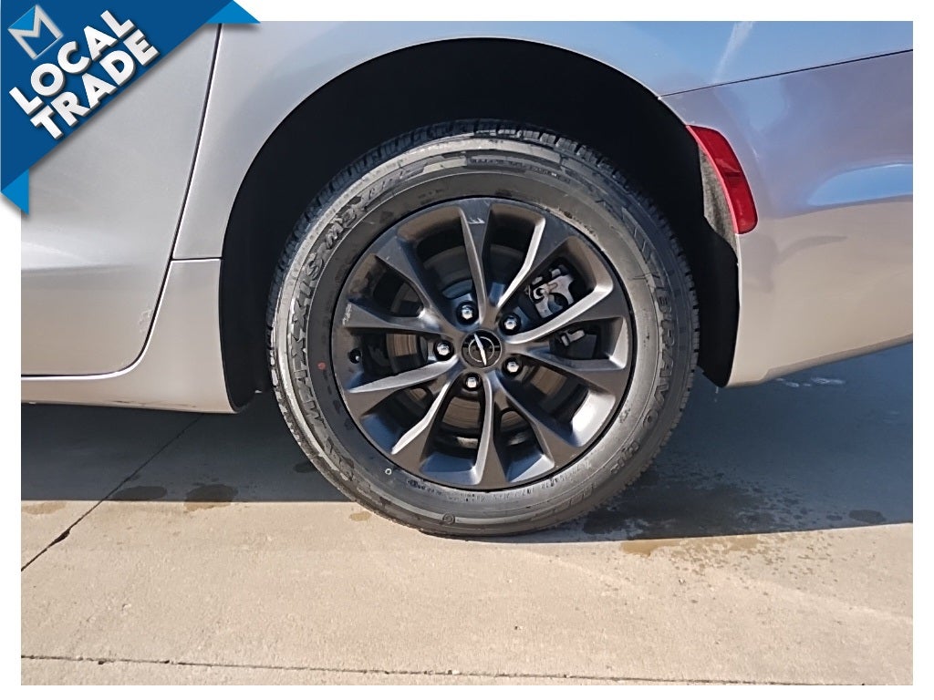 2021 Chrysler Pacifica Limited AWD