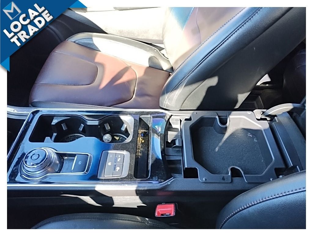 2020 Ford Edge Titanium