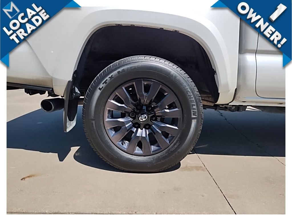 2022 Toyota Tacoma Limited V6
