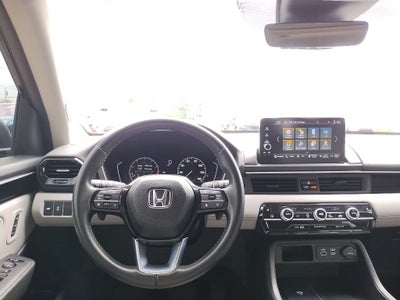 2023 Honda Pilot Touring