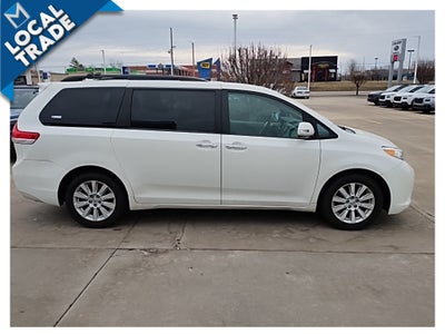 2013 Toyota Sienna AWD 7 Passenger