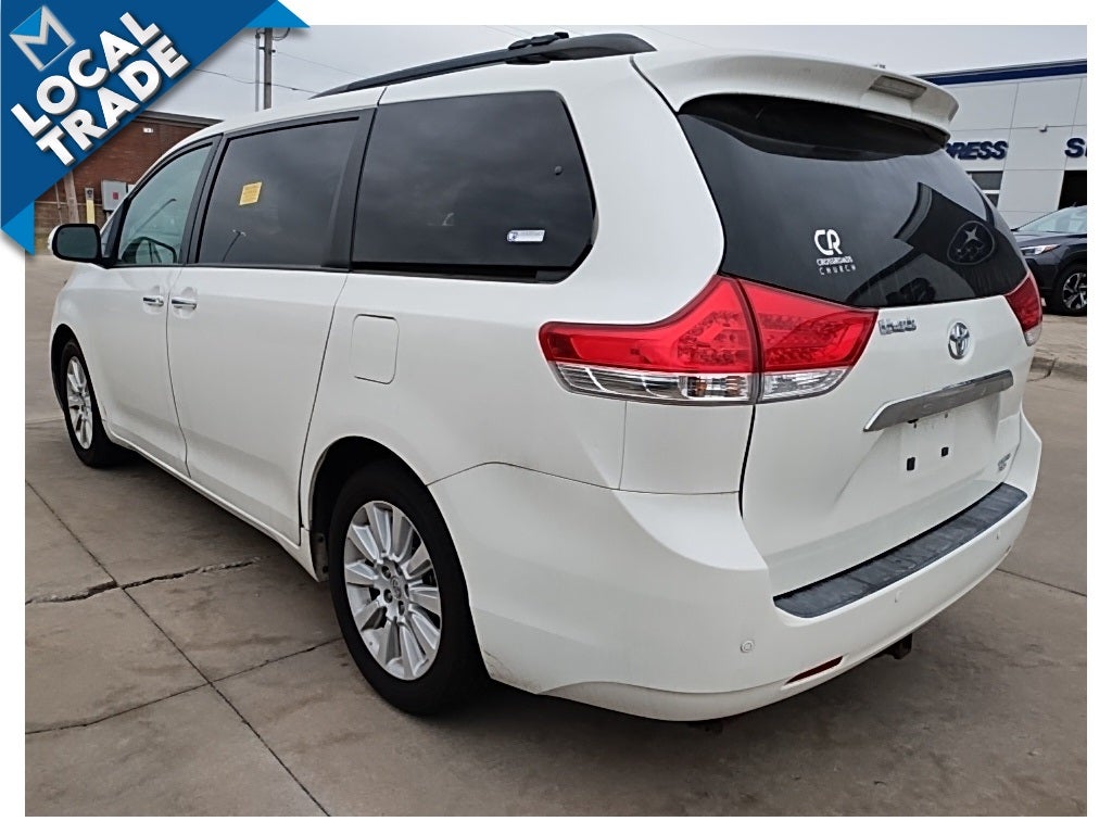 2013 Toyota Sienna AWD 7 Passenger