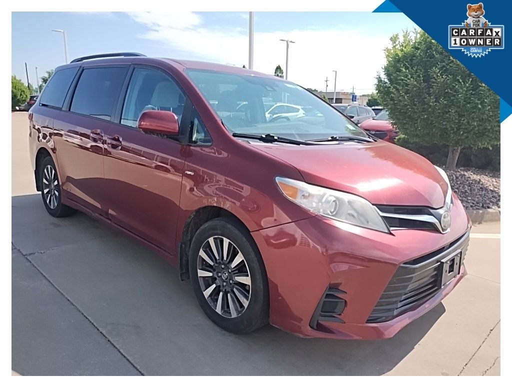 2018 Toyota Sienna LE 7 Passenger