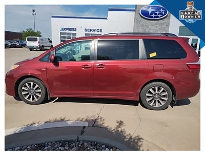 2018 Toyota Sienna LE 7 Passenger