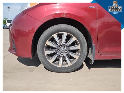 2018 Toyota Sienna LE 7 Passenger