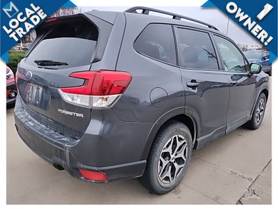 2022 Subaru Forester Premium