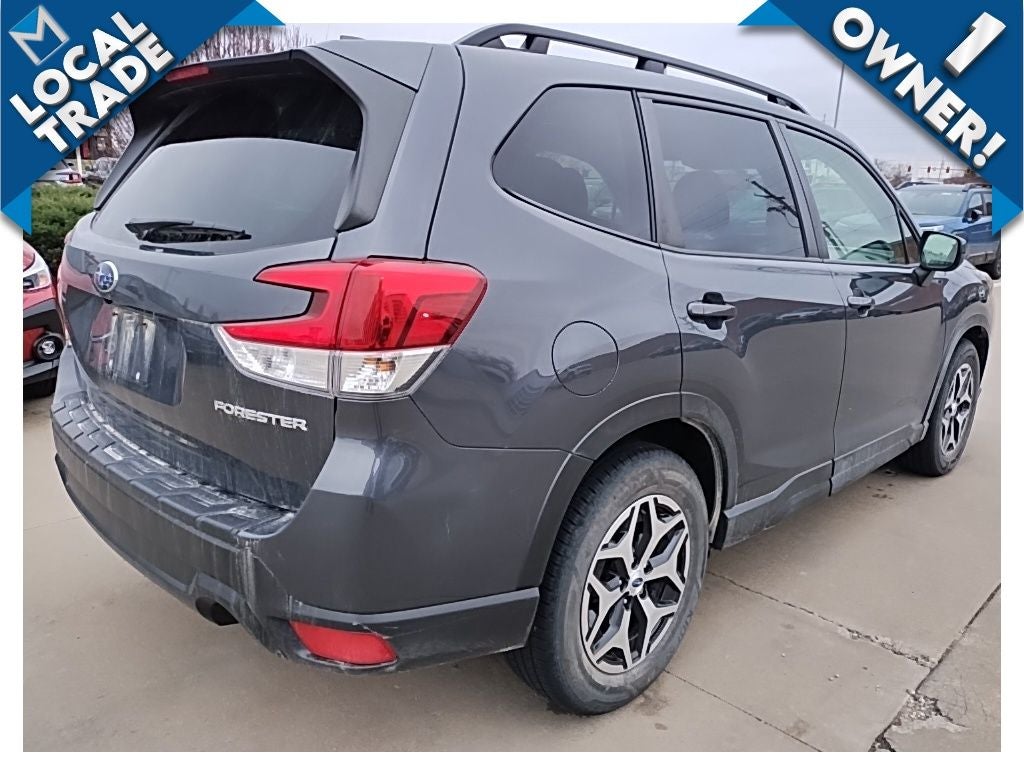 2022 Subaru Forester Premium