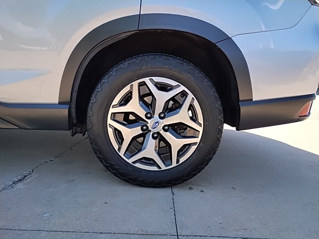 2022 Subaru Forester Premium