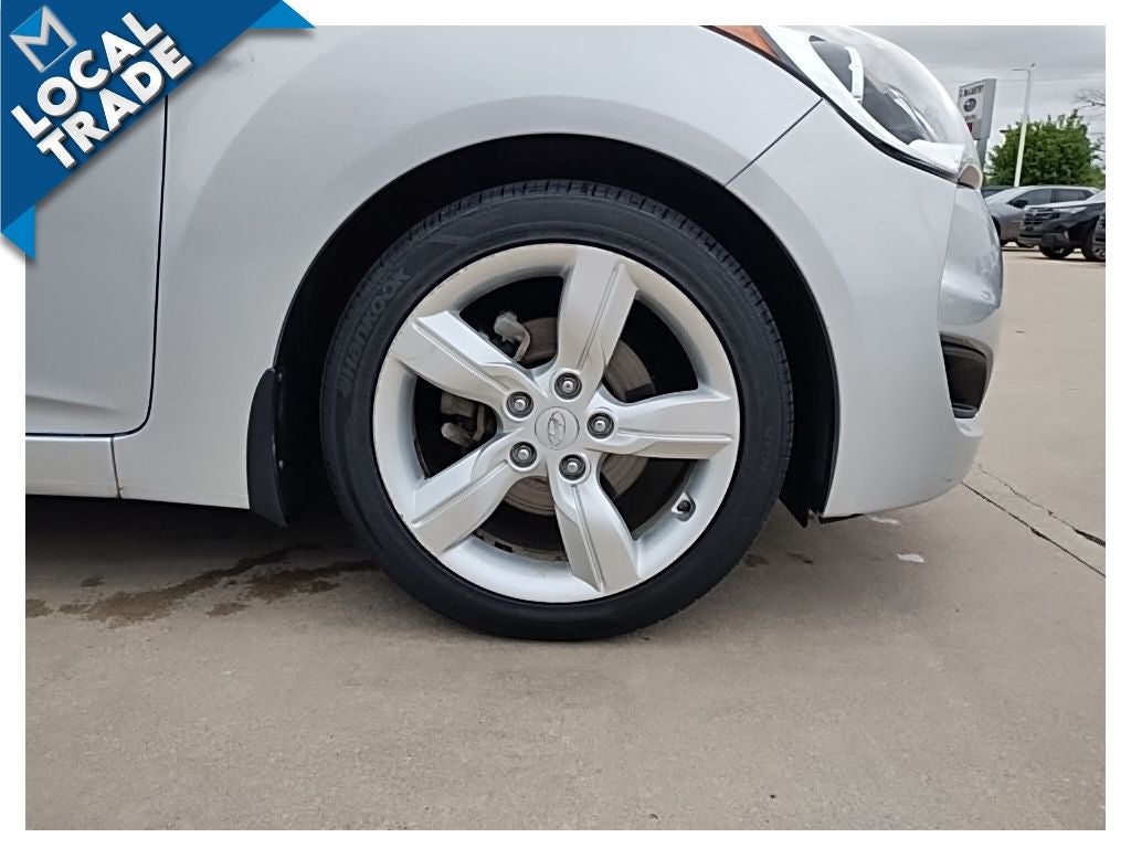2012 Hyundai Veloster Base w/Black