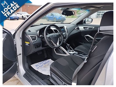 2012 Hyundai Veloster Base w/Black