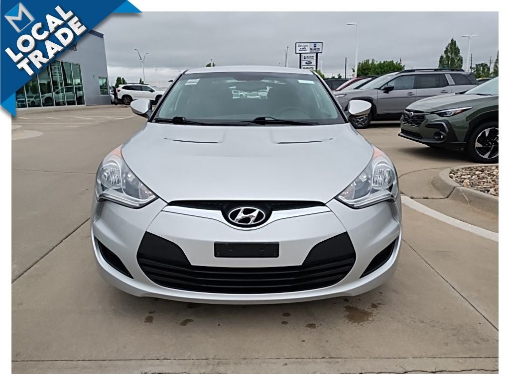 2012 Hyundai Veloster Base w/Black