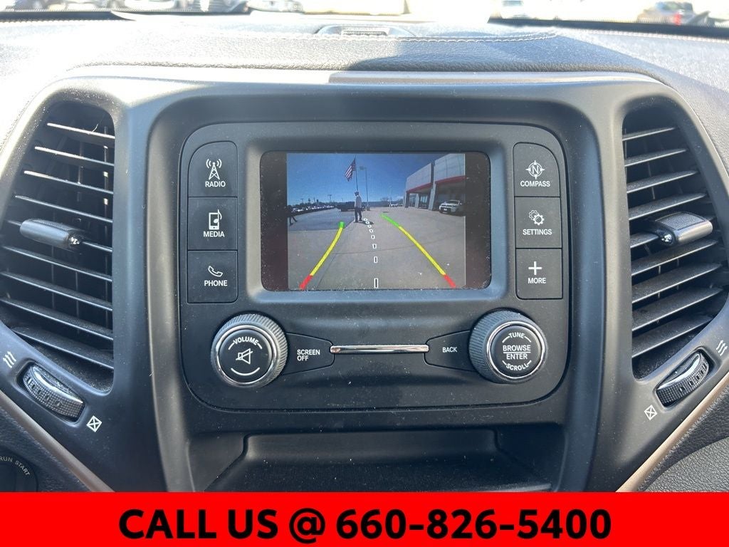 2016 Jeep Cherokee Sport