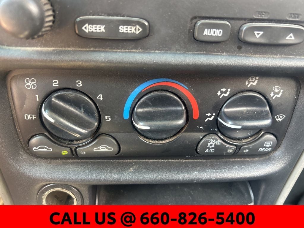 2003 Chevrolet Malibu Base