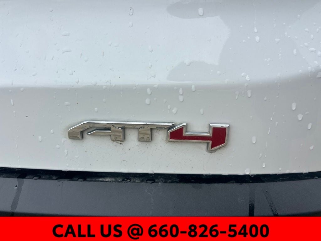 2023 GMC Acadia AT4