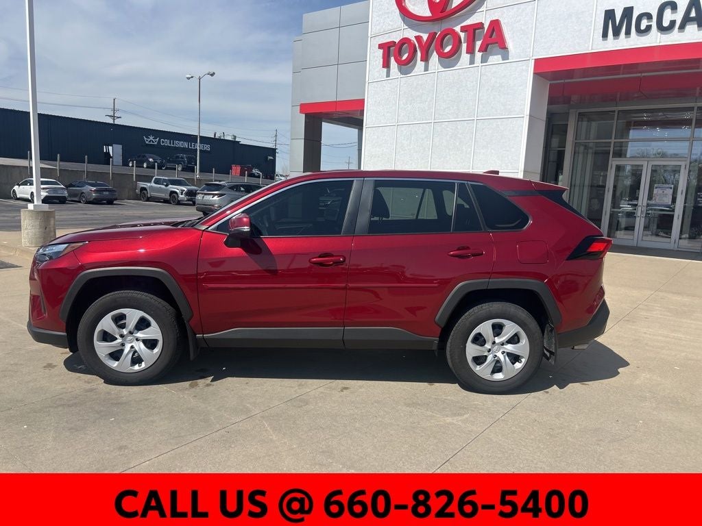 2024 Toyota RAV4 LE