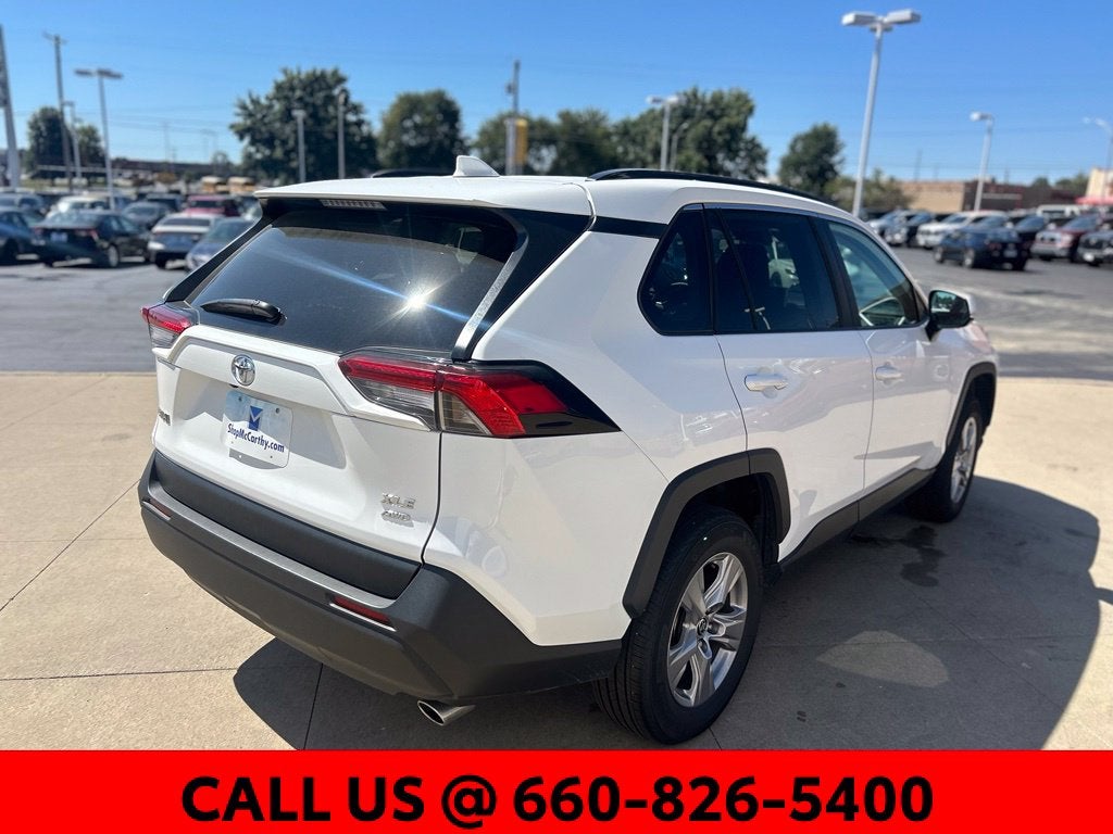 2025 Toyota RAV4 XLE