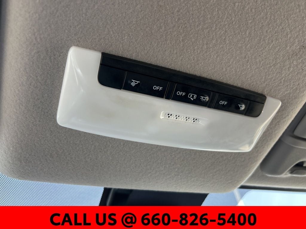 2023 Nissan Versa 1.6 SV