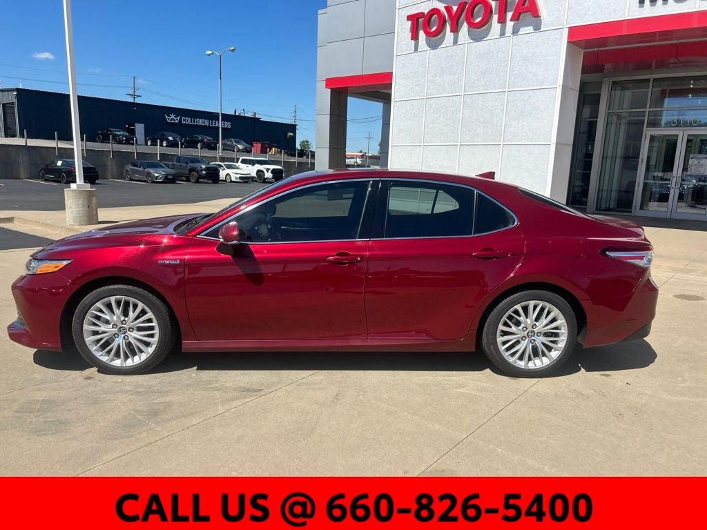 2018 Toyota Camry Hybrid XLE