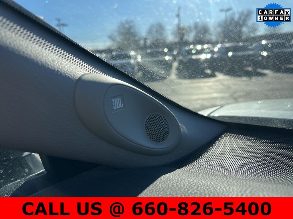 2020 Toyota Camry Hybrid XLE