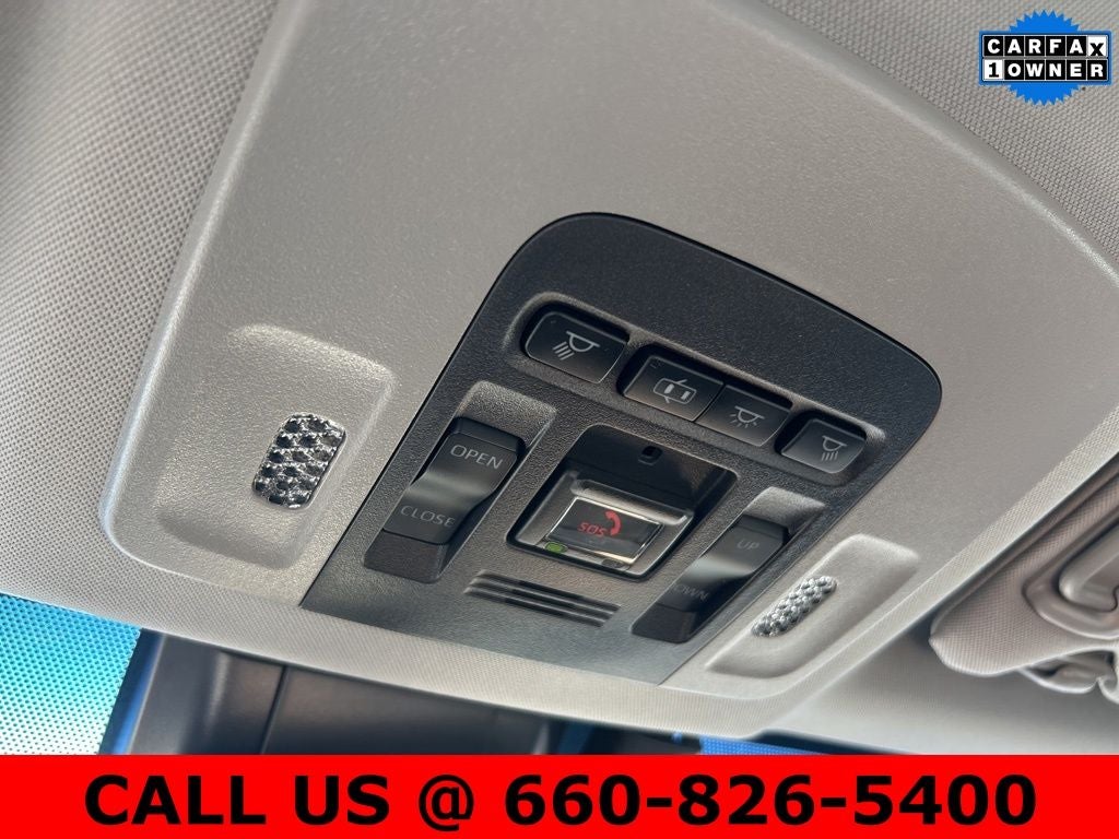 2020 Toyota Camry Hybrid XLE