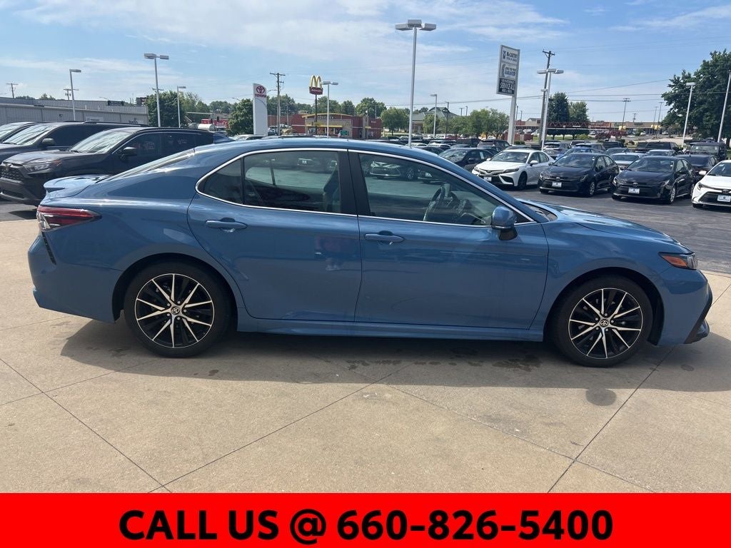 2024 Toyota Camry SE