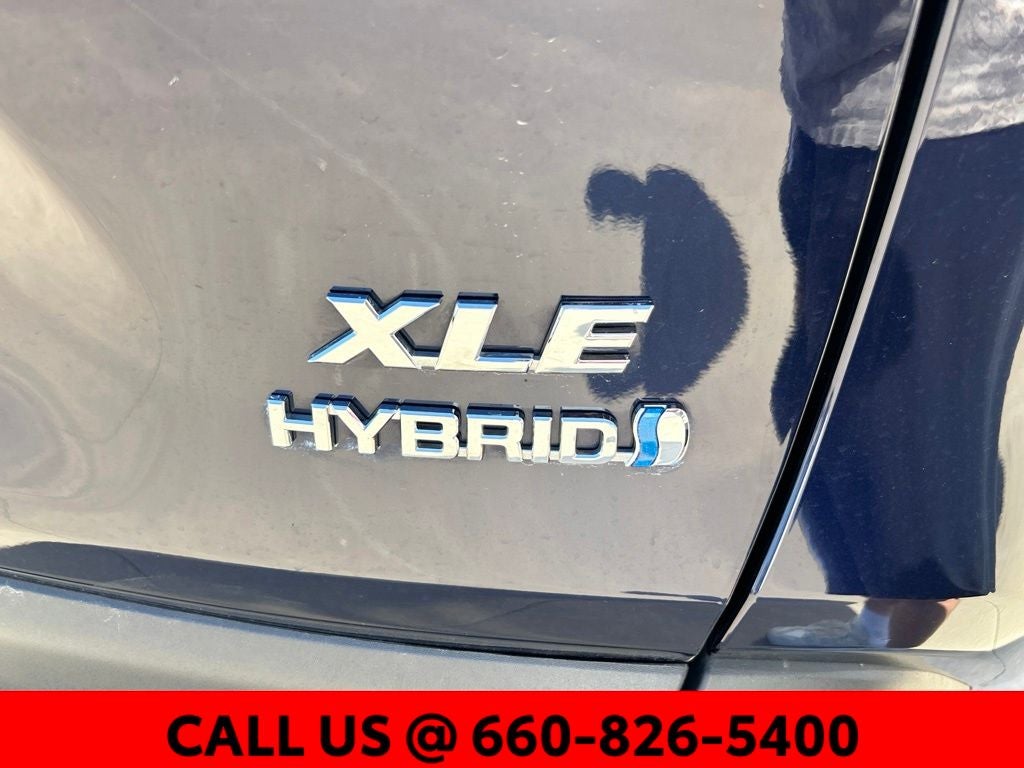 2022 Toyota RAV4 Hybrid XLE Premium
