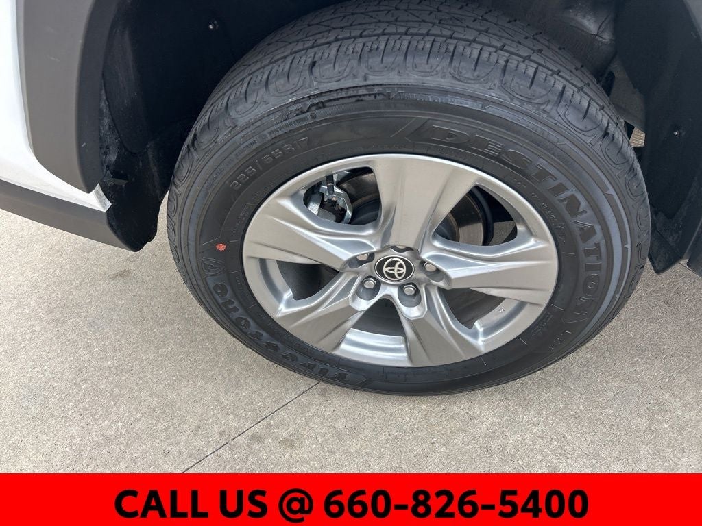 2025 Toyota RAV4 Hybrid XLE