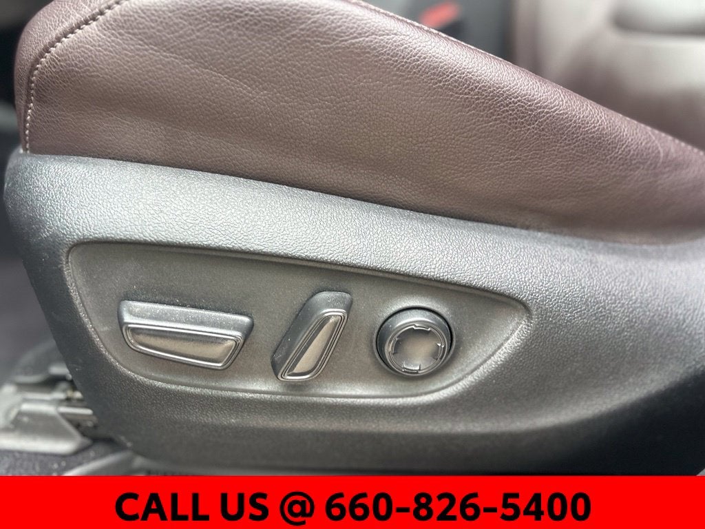 2023 Toyota Sienna Platinum 7 Passenger