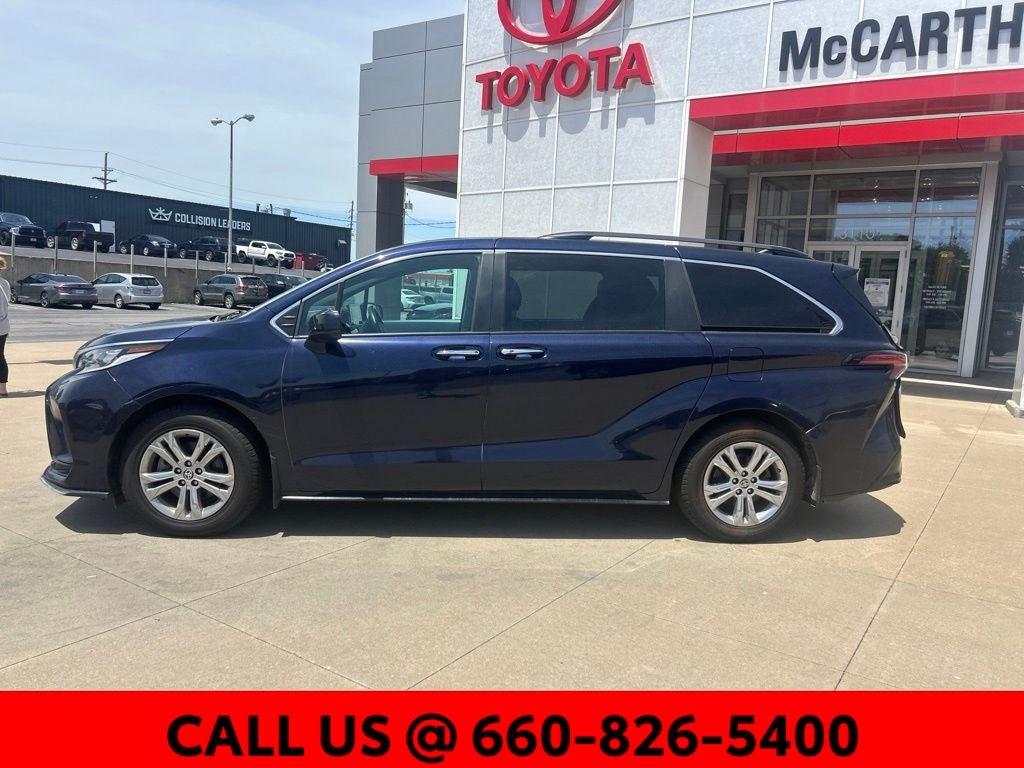 2023 Toyota Sienna XSE 8 Passenger