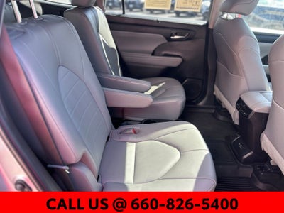 2022 Toyota Highlander Hybrid XLE