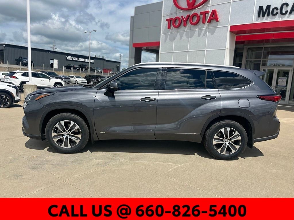 2022 Toyota Highlander Hybrid XLE