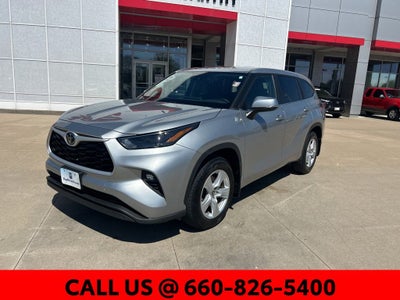 2024 Toyota Highlander LE