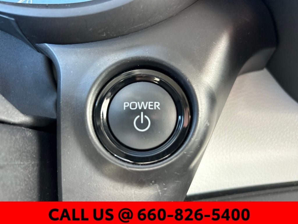 2025 Toyota Sienna LE 8 Passenger