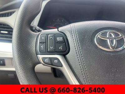 2017 Toyota Sienna LE 8 Passenger