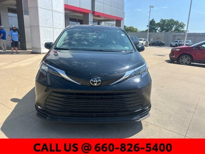 2026 Toyota Sienna XLE 7 Passenger