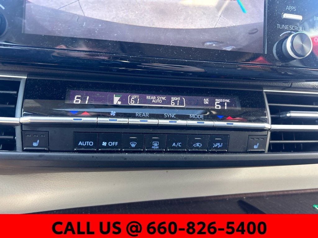 2023 Toyota Sienna XLE 8 Passenger