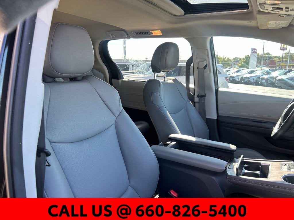 2023 Toyota Sienna XLE 8 Passenger