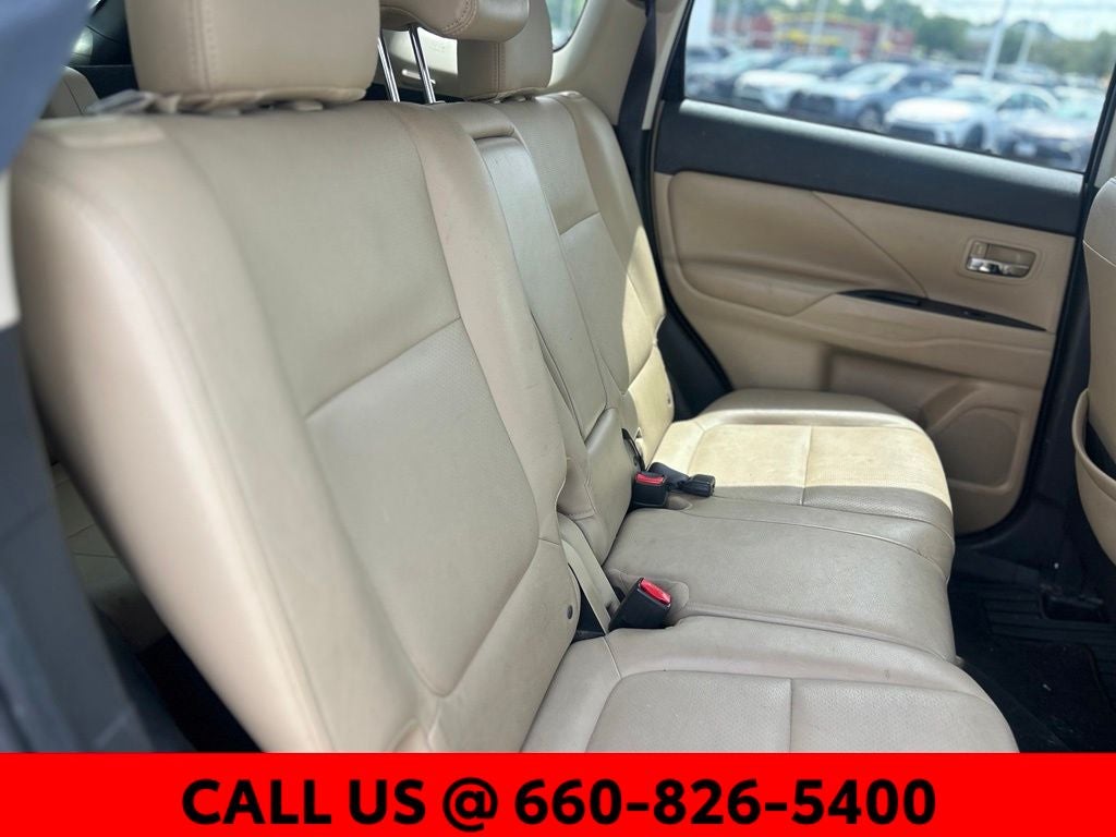 2016 Mitsubishi Outlander SE