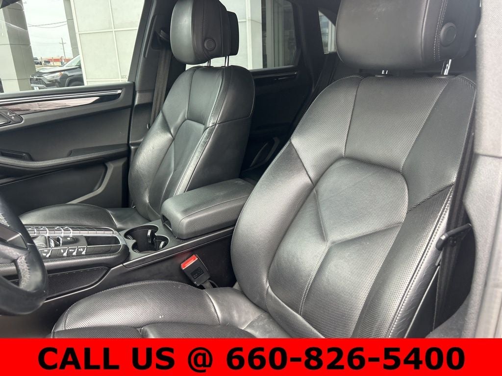 2020 Porsche Macan Base