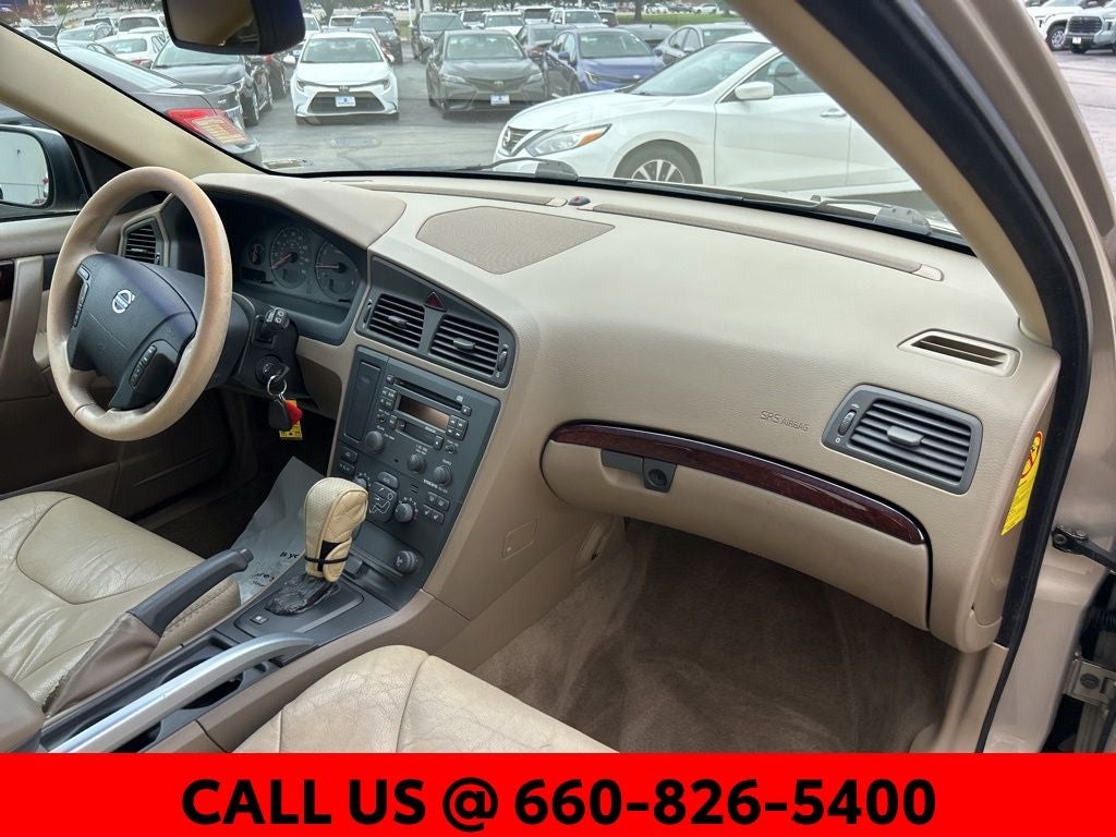 2001 Volvo V70 XC