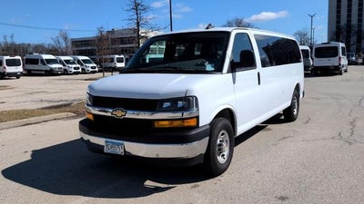 2025 Chevrolet Express Passenger 1LT