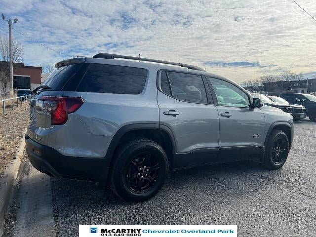 2023 GMC Acadia AT4