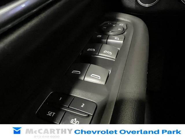 2023 GMC Yukon XL AT4