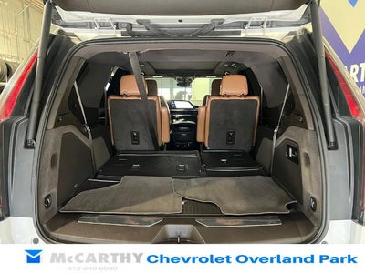 2022 Cadillac Escalade Premium Luxury