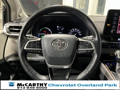 2021 Toyota Sienna XLE