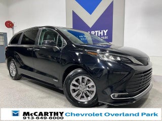 2021 Toyota Sienna XLE