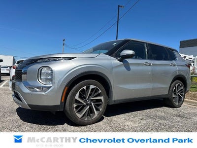 2023 Mitsubishi Outlander SE