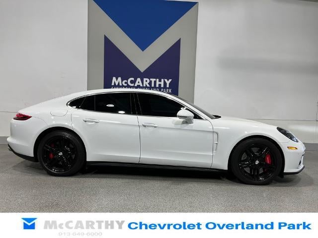 2018 Porsche Panamera Turbo