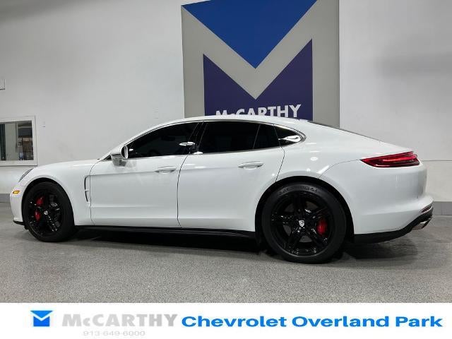 2018 Porsche Panamera Turbo