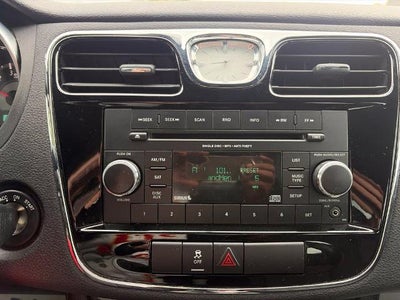 2014 Chrysler 200 Touring